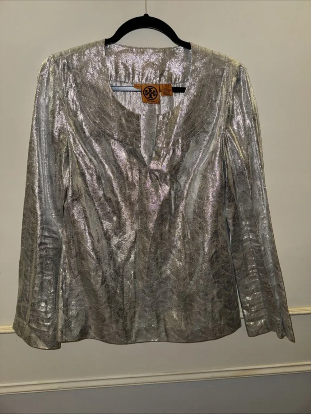 NWOT Tory Burch Silver Metallic Foil Tunic Printed Shiny 3/4 Sleeve Tunic Silk